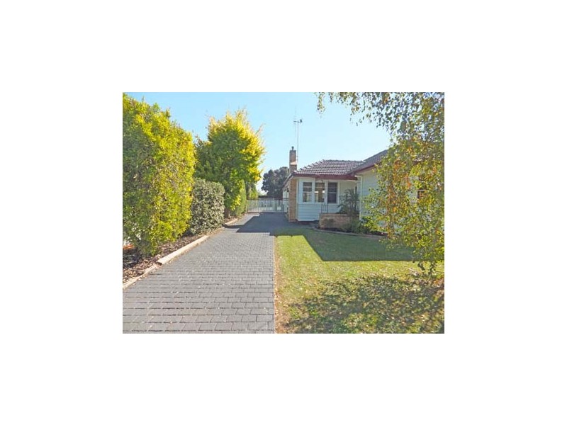10 Lancaster Street, Kyabram VIC 3620