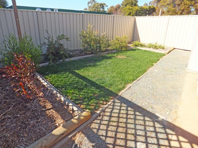 4/20 Lake Road, Kyabram VIC 3620