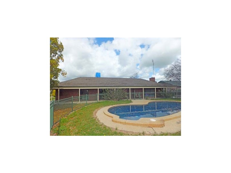 6 Gardadale Drive, Kyabram VIC 3620