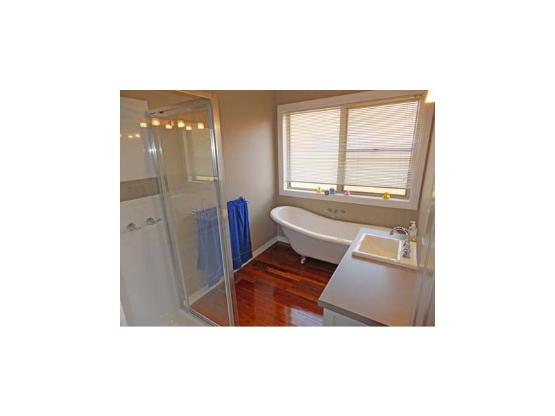 28 Fenaughty Street, Kyabram VIC 3620