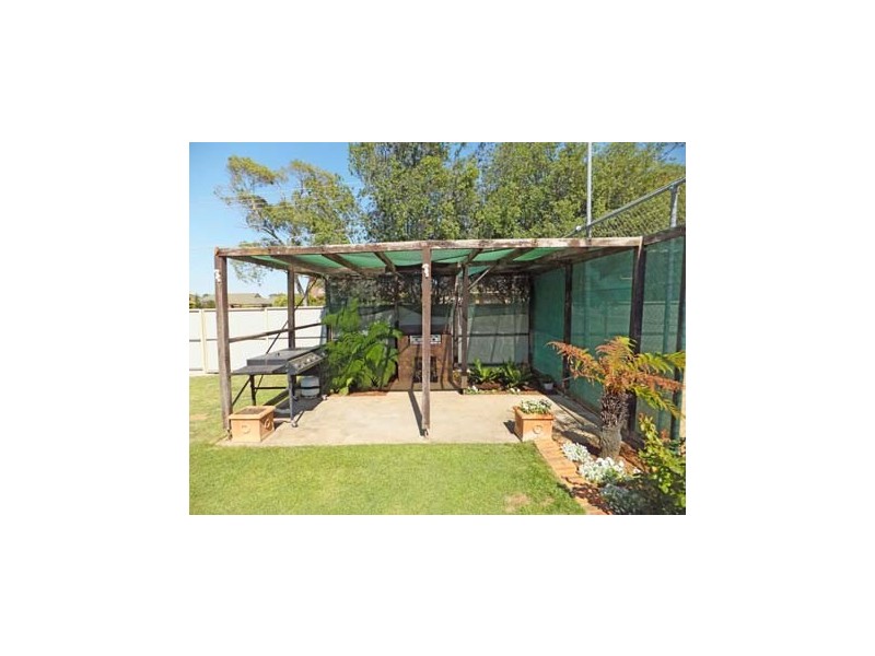 27-29 Tweddle Street, Kyabram VIC 3620