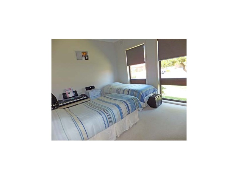 27-29 Tweddle Street, Kyabram VIC 3620