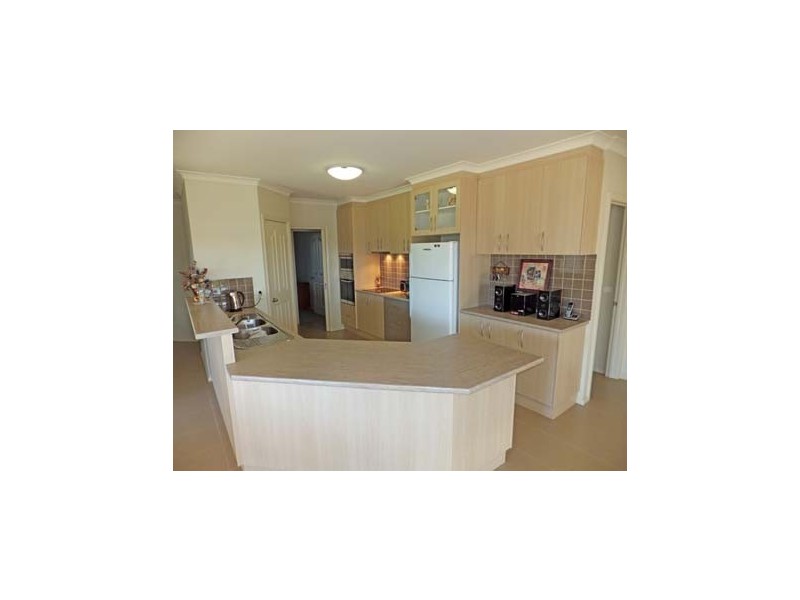 10 Jenmar Drive, Kyabram VIC 3620