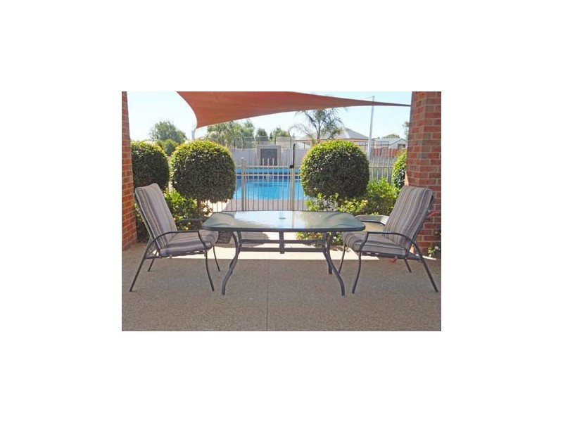 10 Jenmar Drive, Kyabram VIC 3620