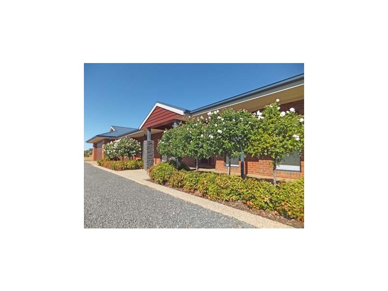 10 Jenmar Drive, Kyabram VIC 3620