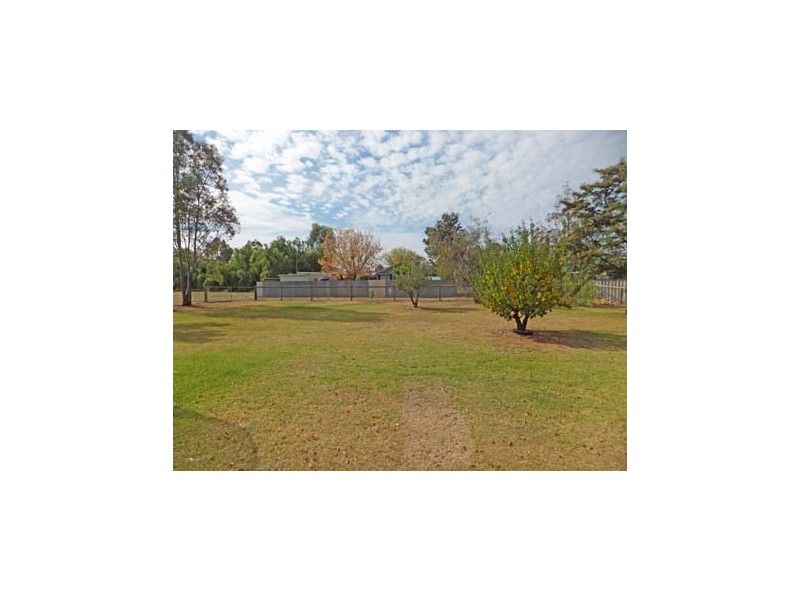 9 Wallace Street, Girgarre VIC 3624