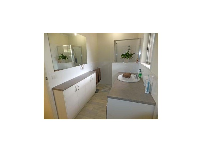 1/245 Fenaughty Street, Kyabram VIC 3620