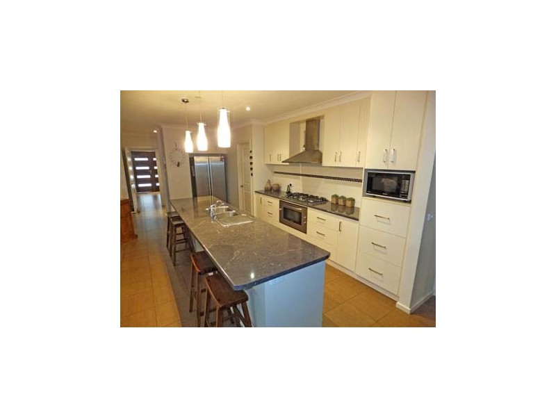 3 Alan Charlton Drive, Tongala VIC 3621