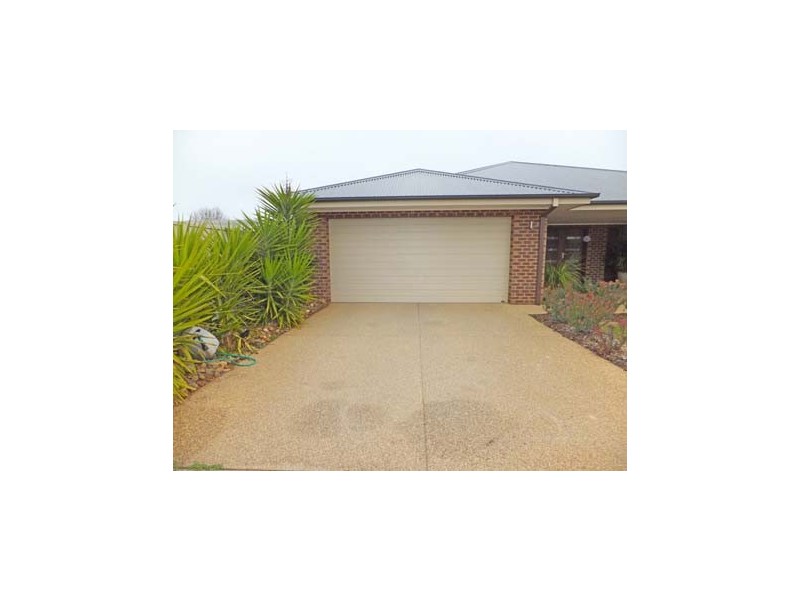 3 Alan Charlton Drive, Tongala VIC 3621