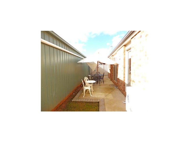 3/22 Saunders Street, Kyabram VIC 3620