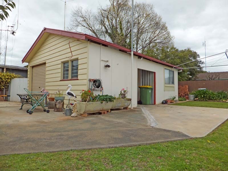 38 Fenaughty Street, Kyabram VIC 3620