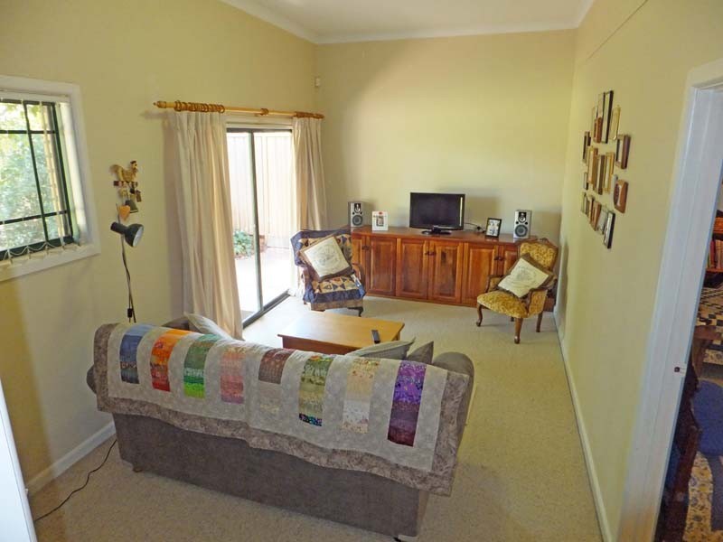 12 Jacaranda Avenue, Kyabram VIC 3620
