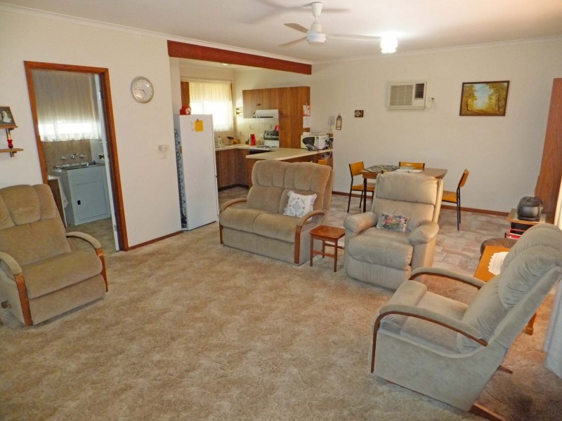 1/27 Fenaughty Street, Kyabram VIC 3620