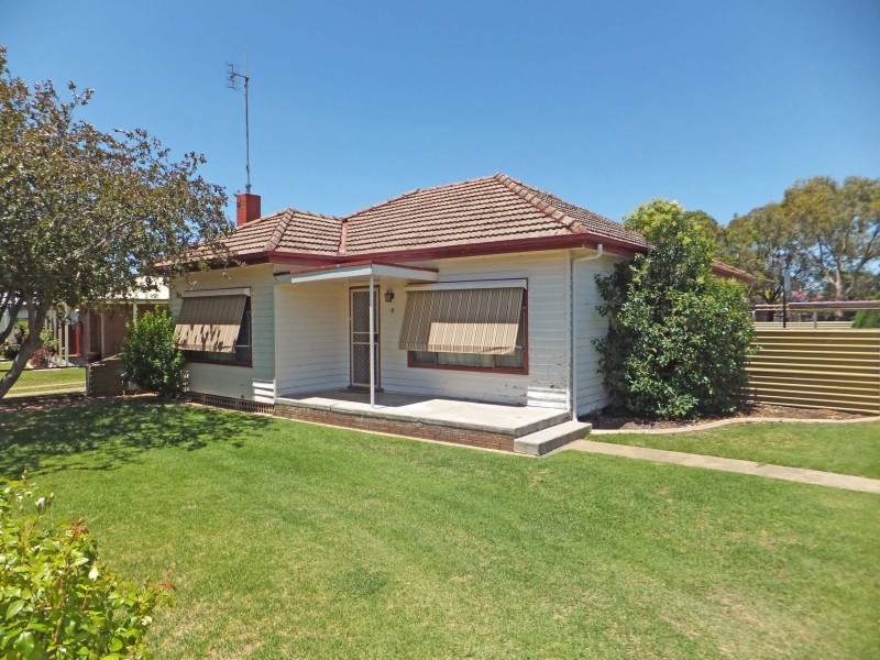 8 Underwood Grove, Kyabram VIC 3620