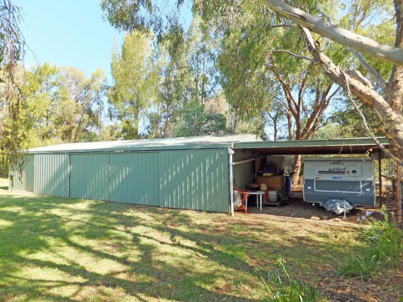 100 The Avenue, Kyabram VIC 3620