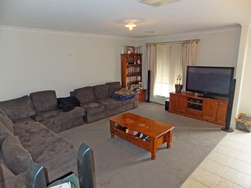 1 Crow Crescent, Kyabram VIC 3620