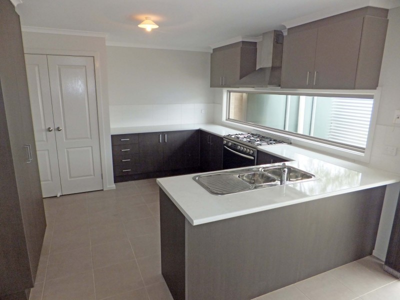 2/6 Tweddle Street, Kyabram VIC 3620