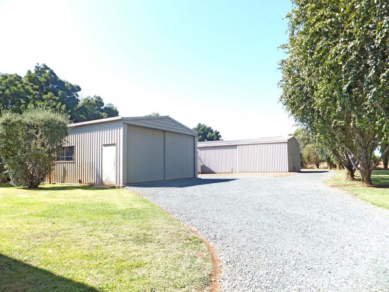 37 Kashelmara Drive, Kyabram VIC 3620