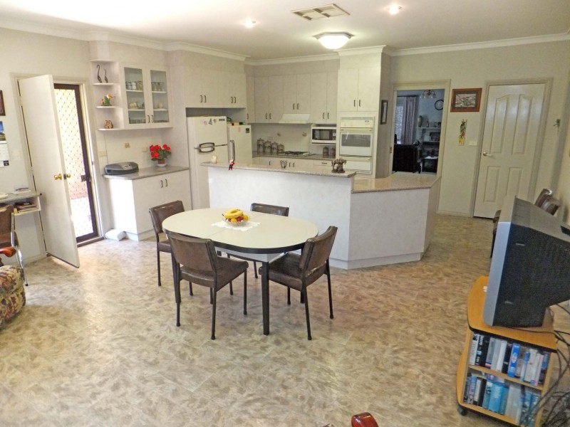 37 Kashelmara Drive, Kyabram VIC 3620