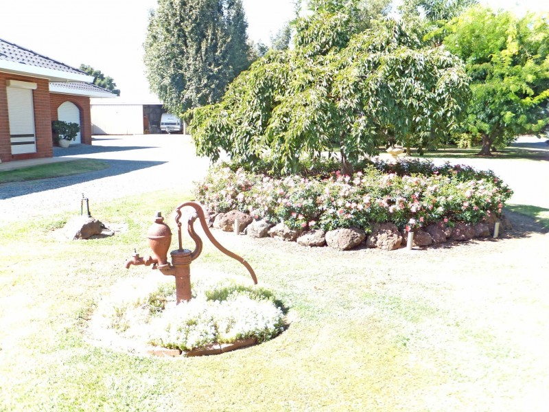 37 Kashelmara Drive, Kyabram VIC 3620