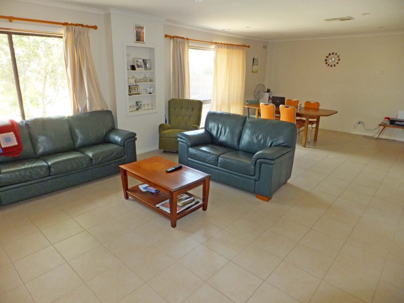 1 Acacia Court, Kyabram VIC 3620