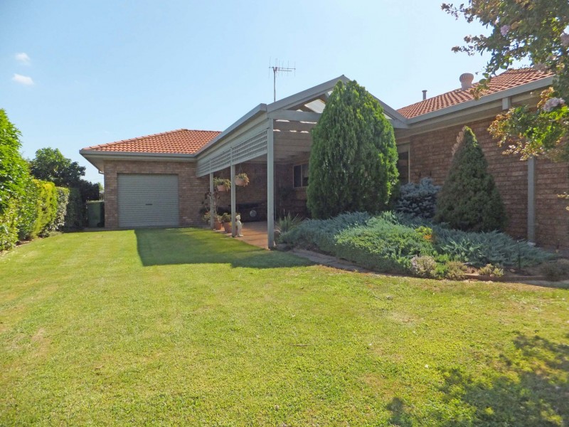 10 Cassia Court, Kyabram VIC 3620