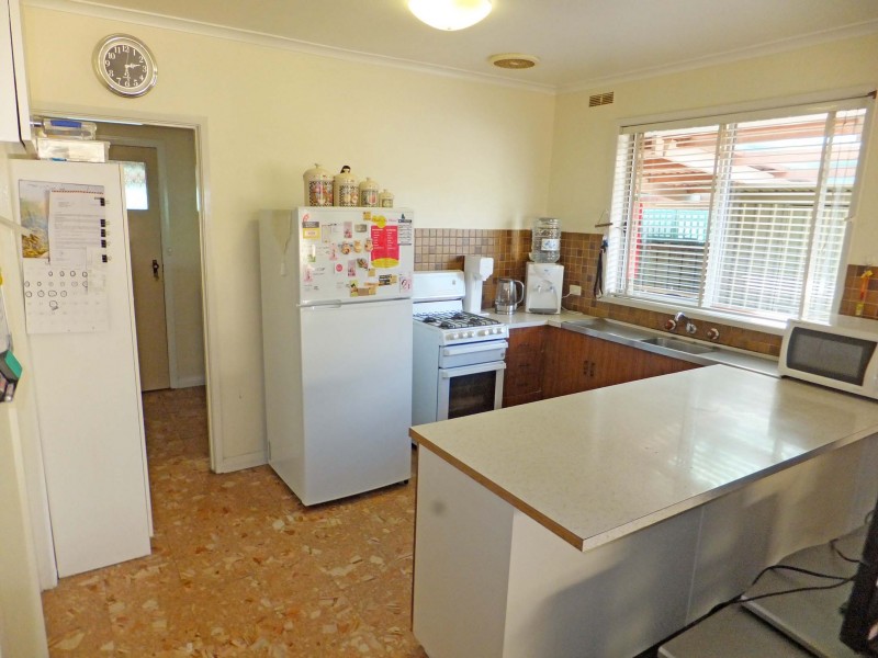 4/245 Fenaughty Street, Kyabram VIC 3620