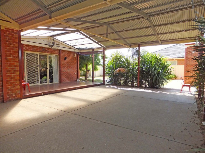 2-4 Bellemara Drive, Mooroopna VIC 3629