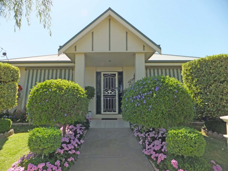 9 Tweddle Street, Kyabram VIC 3620