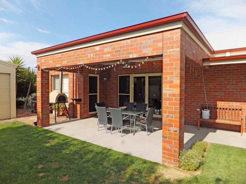 72 Goegan Drive, Kyabram VIC 3620