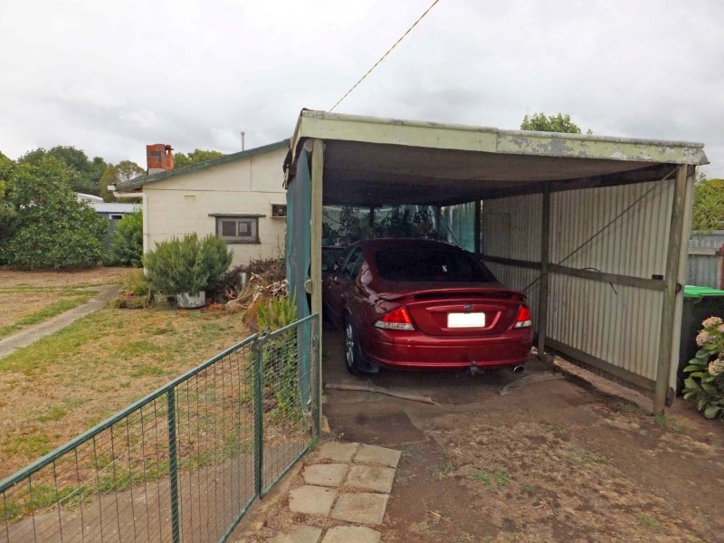 54 Lake Road, Kyabram VIC 3620