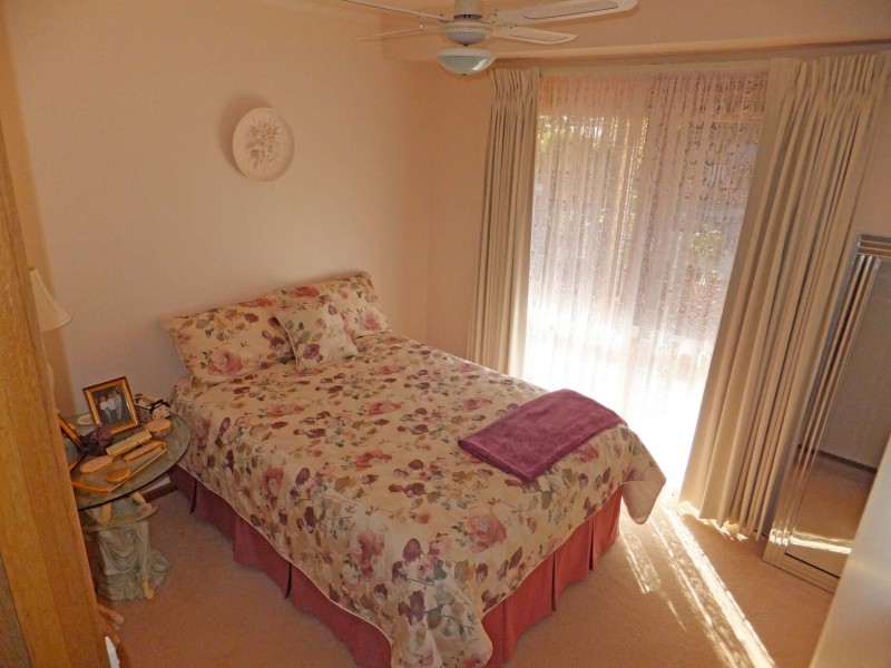 33 Fuller Street, Rochester VIC 3561