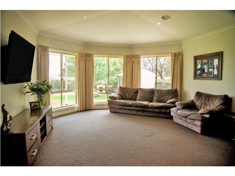221 Balls Road, Nathalia VIC 3638