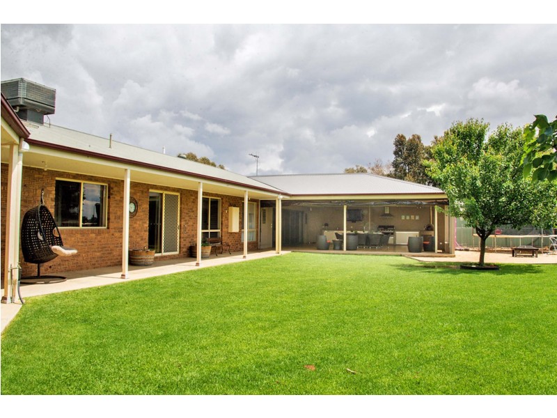 221 Balls Road, Nathalia VIC 3638