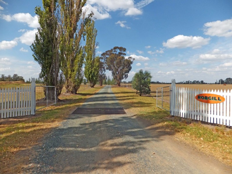 18 Robgill Lane, Stanhope South VIC 3623