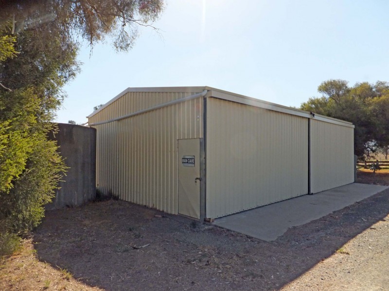 2242 Finlay Road, Tongala VIC 3621