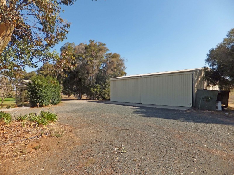 2242 Finlay Road, Tongala VIC 3621
