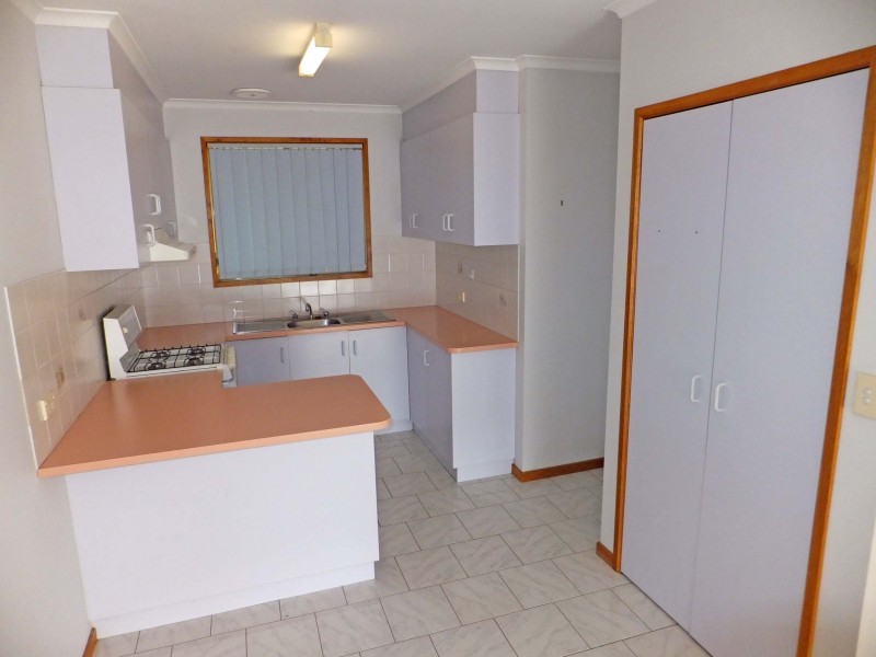 1/10 Munro Crescent, Kyabram VIC 3620