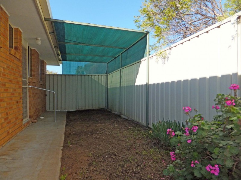 1/10 Munro Crescent, Kyabram VIC 3620