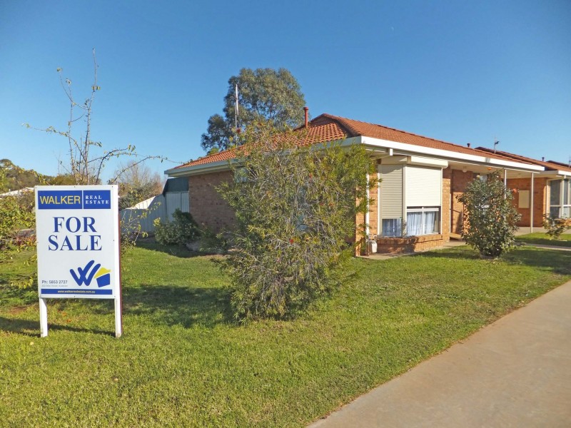 1/10 Munro Crescent, Kyabram VIC 3620