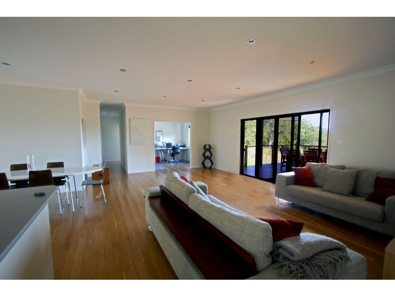72 Coach View Place, Ninderry QLD 4561