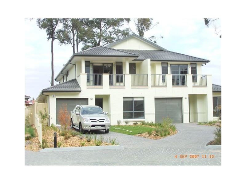 10-12 Barrett Pl, Cranebrook NSW 2749