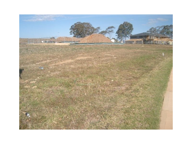 Bangalla Parade, Glenmore Park NSW 2745