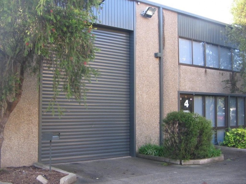 - Garling Rd, Kings Park NSW 2148