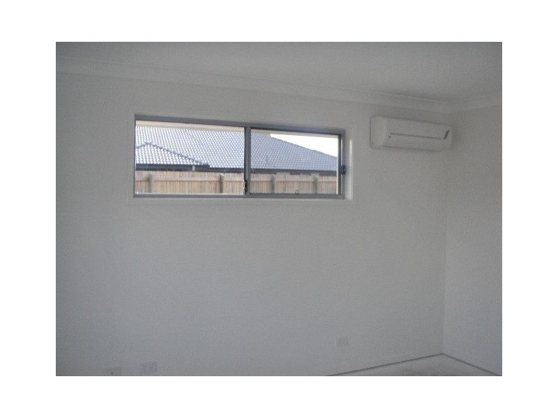 19 Bellthorpe Crescent, Waterford QLD 4133