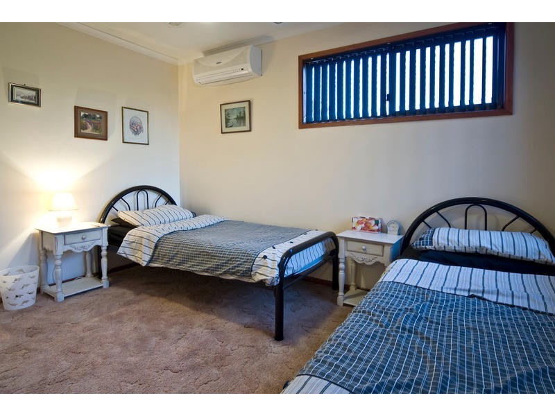 70 Edinburgh Drive, Bethania QLD 4205