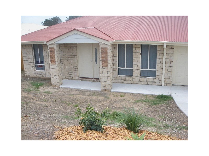 25 Eric Drive, Blackstone QLD 4304