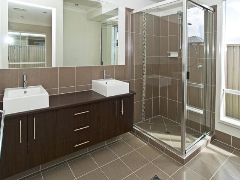 24 Iridium Drive, Hope Island QLD 4212