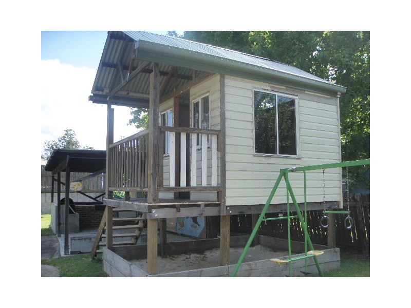 19 Brabant Street, Loganlea QLD 4131