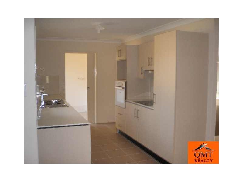 43 Eric Drive, Blackstone QLD 4304